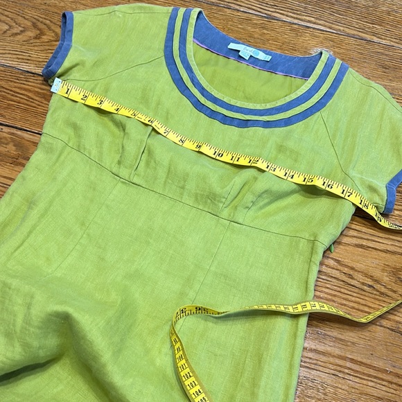 Boden green and gray side zip midi dress.  Short sleeves. Size 6. Good condition - Picture 7 of 12